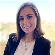 Interprete e traduttrice con esperienza impartisce lezioni private di russo a tutti i livelli